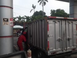 SPBU 34-168-16 Limusnunggal Diduga Kerja Sama Dengan Mafia BBM, Gunakan Mobil Box L 300