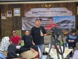 Kades Gunung Putri Curhat ke Doni Hutabarat Soal Longsor di Wilayahnya Serta Ancaman Yang Mengintai