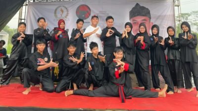 Lestarikan Budaya Sunda, Doni Maradona Hutabarat Hadirkan Pertunjukan Pencak Silat dalam Sapa Warga